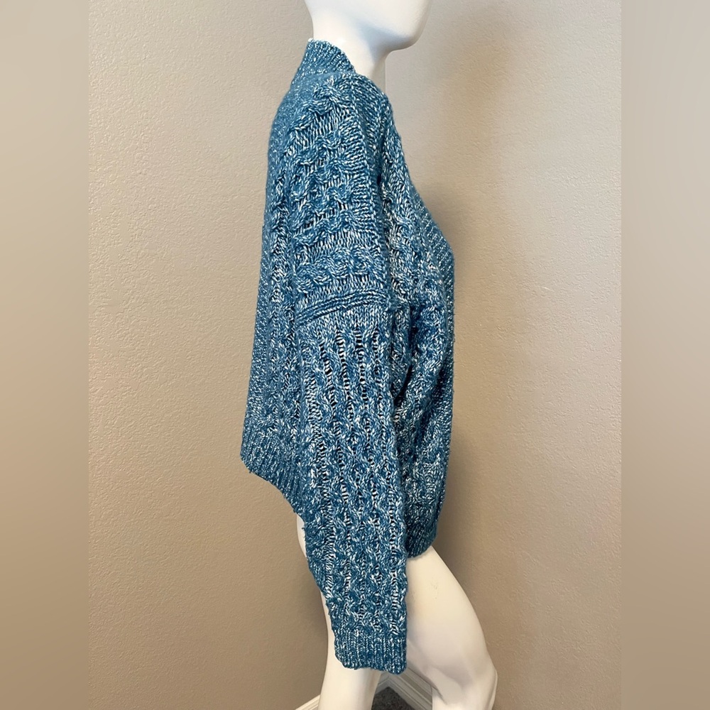 CAbi Women’s Blue/ White Astral Open Front LS Cable Knit Cardigan SweaterSize XS - Picture 5 of 13